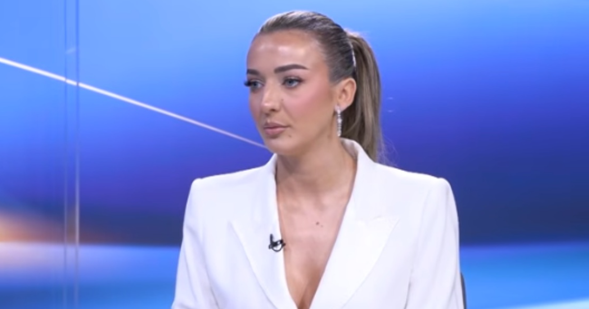  Më habiti      Juela rrëfen se çfarë ndodhi me Stenaldon në studion e BBV 5