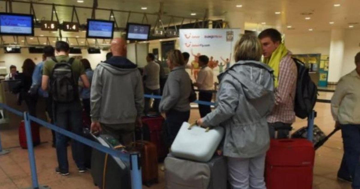  Në 10 prill nis zbatimi i sistemit të ri  Ndryshojnë rregullat për udhëtimet drejt BE së  Vulat në pasaportë  jashtë loje