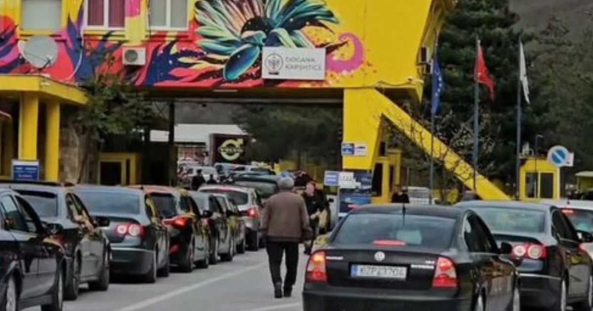Emigrantët kthehen për Pashkë  fluks i madh në doganën e Kapshticës
