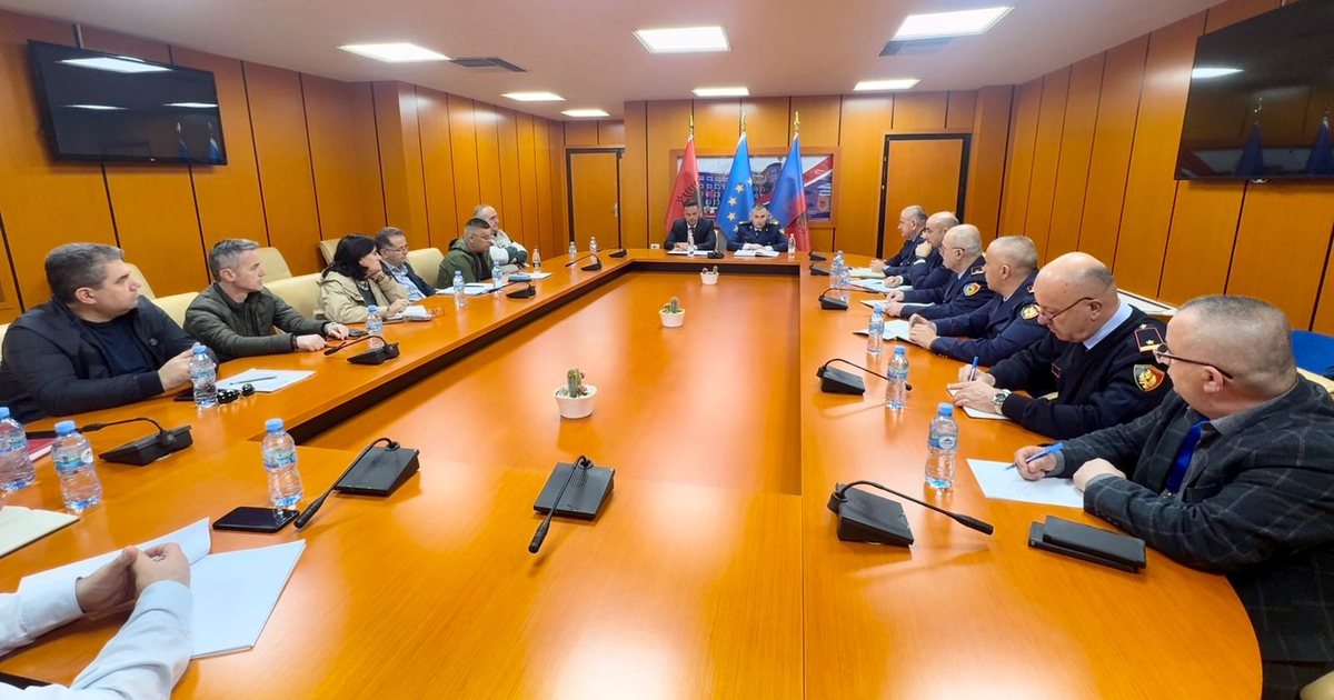 Policia e Shtetit dhe ARRSH nisin aksionin për lirimin e brezit të sigurisë në rrugët kombëtare