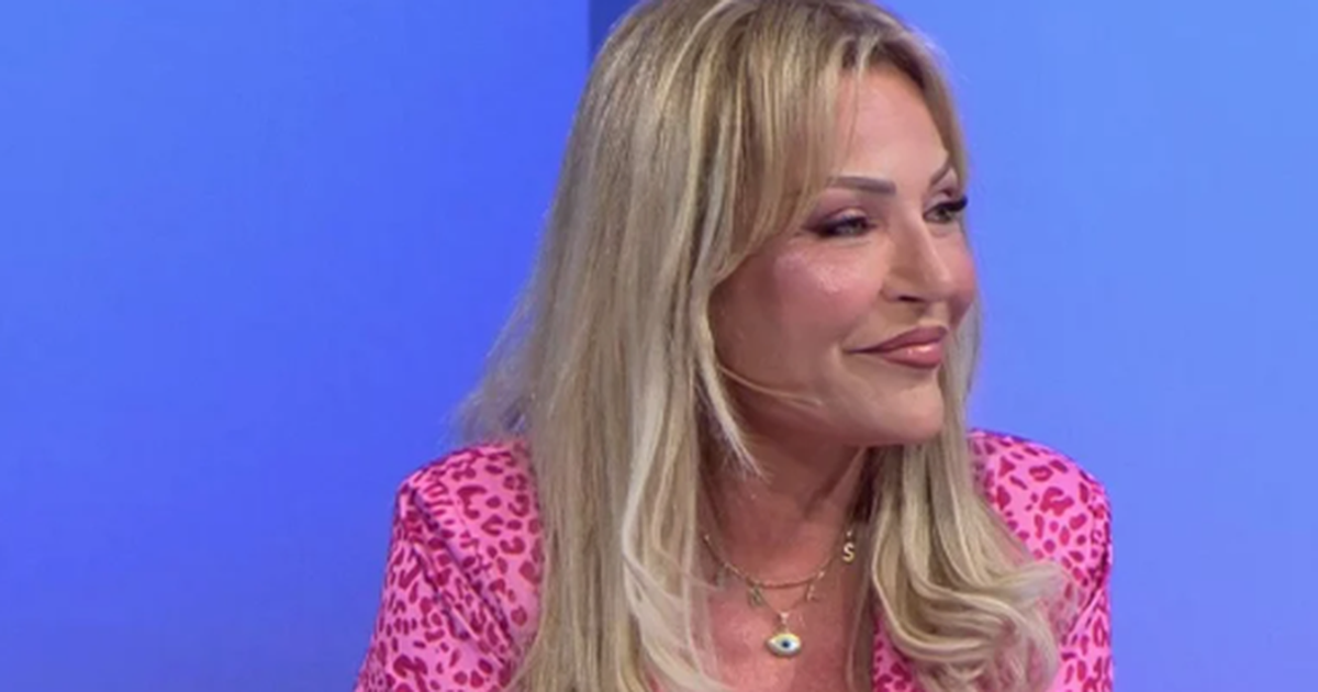  Kam kaluar momente të vështira   Përlotet Maya  flet për ish bashkëshortin  Nuk është aty për djalin tim