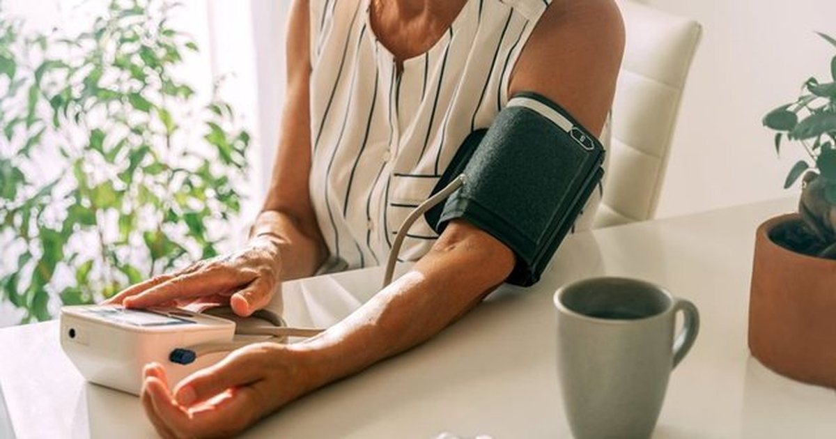 Mos i pini ilaçet e tensionit me këto 6 pije  ju rrezikojnë shëndetin