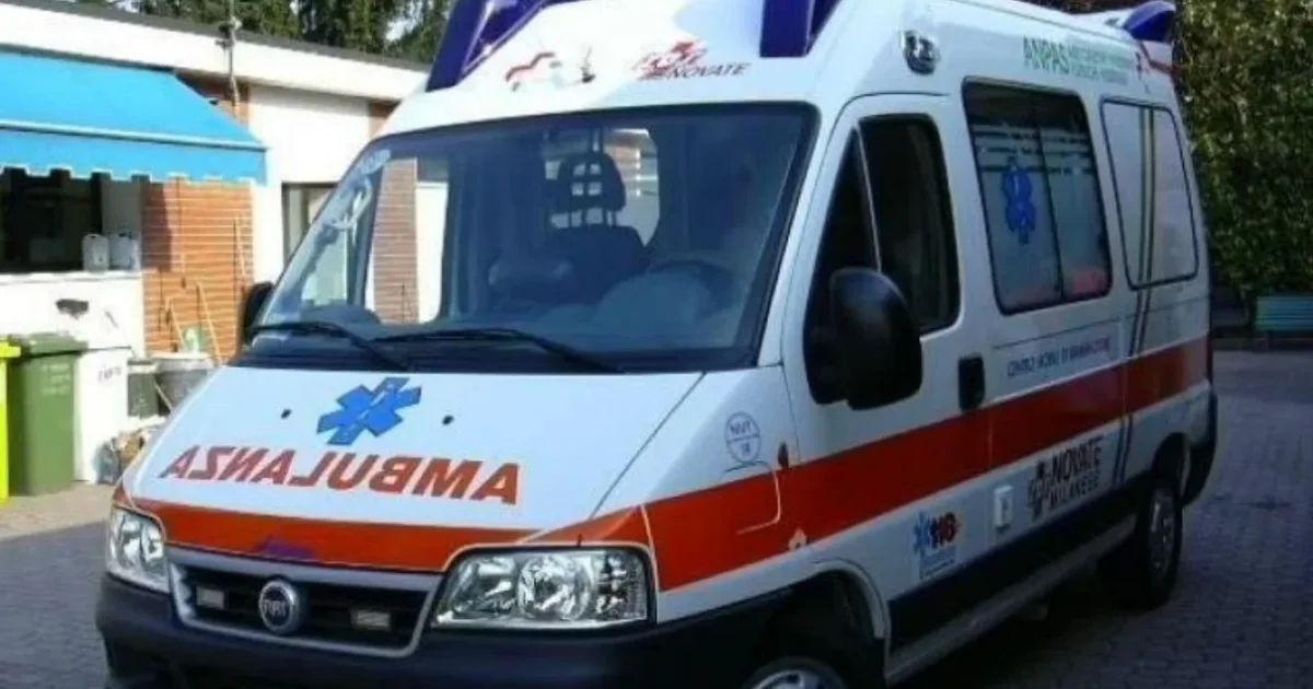 Aksident në aksin Berat Poliçan  makina del nga rruga  plagoset babai me dy vajzat