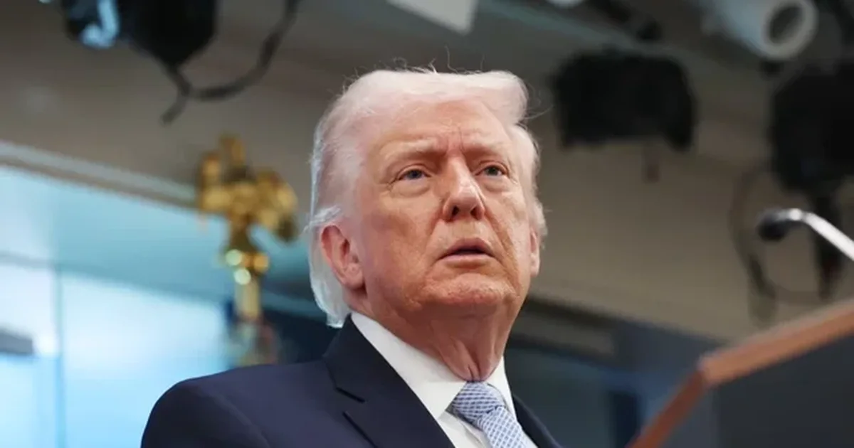  Kemi shkatërruar ushtrinë e Iranit   Trump  Ngushtica e Hormuzit pritet të rihapet së shpejti