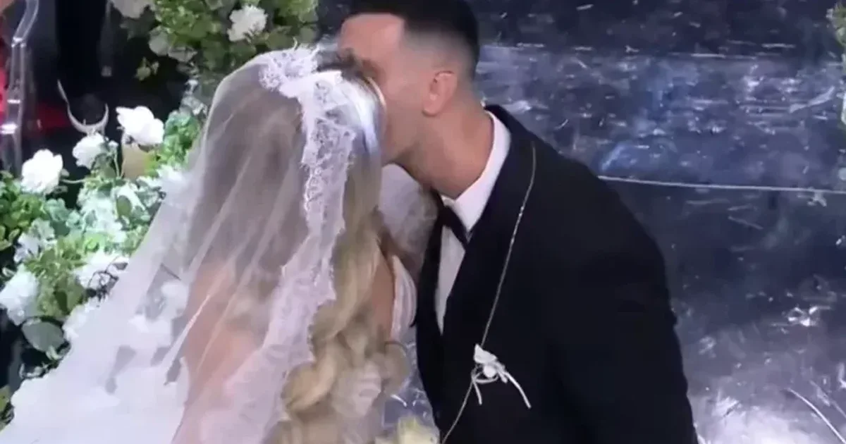 Ka patur lidhje me Mateon jashtë shtëpisë  Deklarata e fortë e Edisës  Se di si e bëri dasmën 