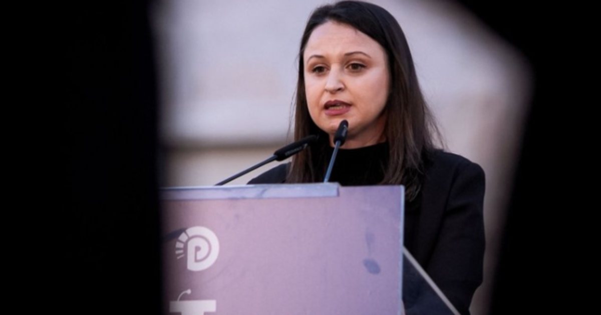  Do t i shkoj deri në fund kësaj qëndrese   mësuesja nga Kuçova  U kërcënova për pjesëmarrjen në foltoren e PD së