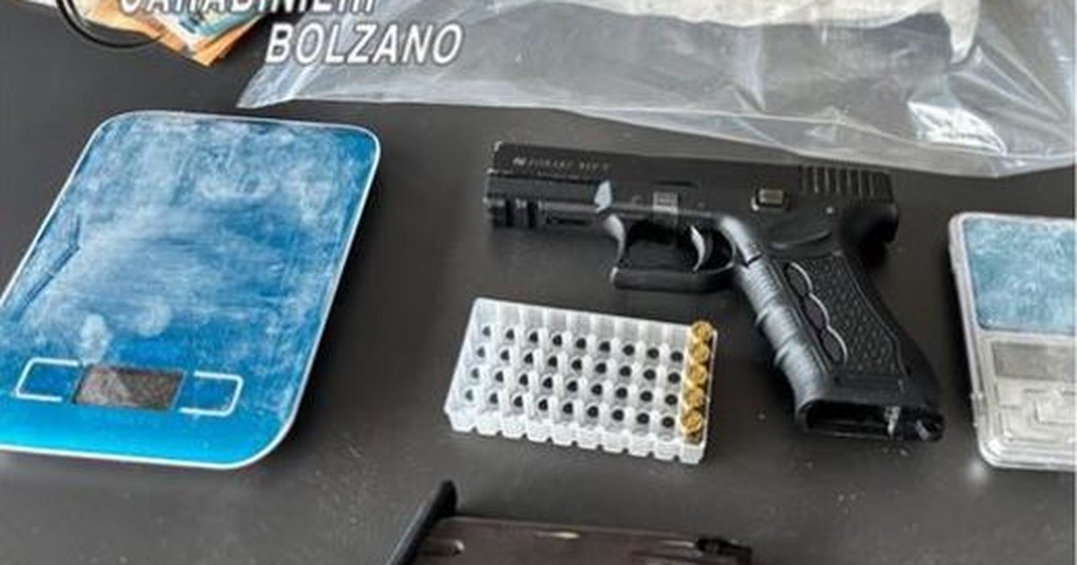 FOTO  Kapet me pistoletë  Glock  dhe kokainë në hotel  arrestohet shqiptari i rrezikshëm