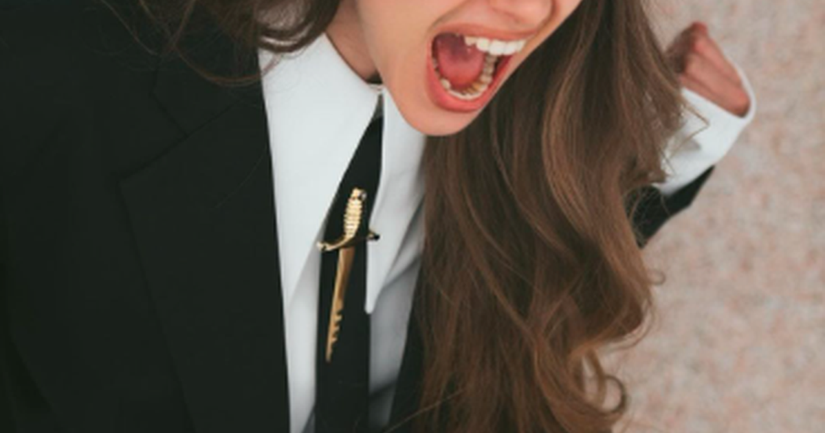 Si të qëndrosh e qetë në mes të kaosit  Praktika të thjeshta që funksionojnë