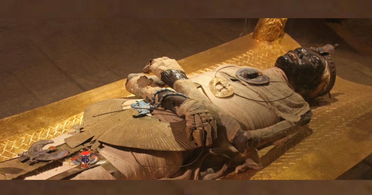 Një fragment i Iliadës brenda një mumjeje  zbulimi që rishkruan kufijtë e botës së lashtë