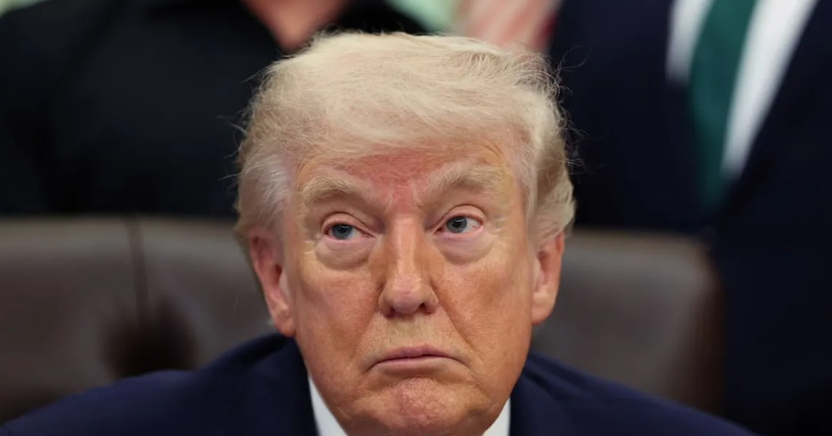 Trump  Irani kërkon rihapjen e Ngushticës së Hormuzit  po humbet 500 milionë dollarë në ditë