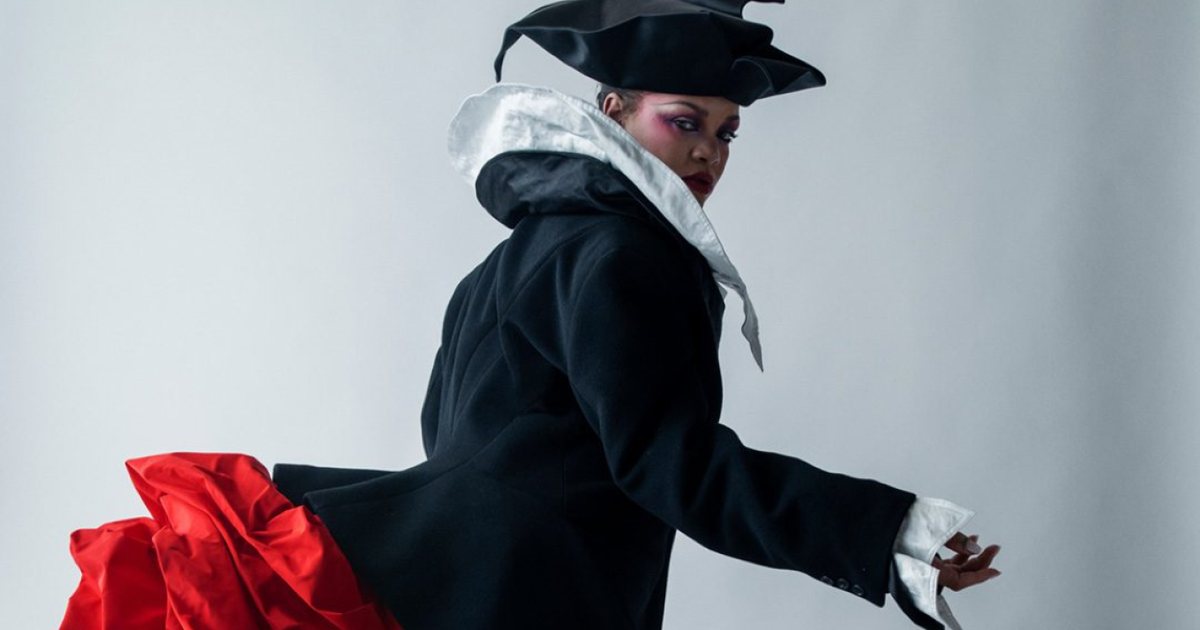 Foto  Vajza e Rihannës në kopertinën e revistës W  debutim i rrallë me nënën në një set mode luksi