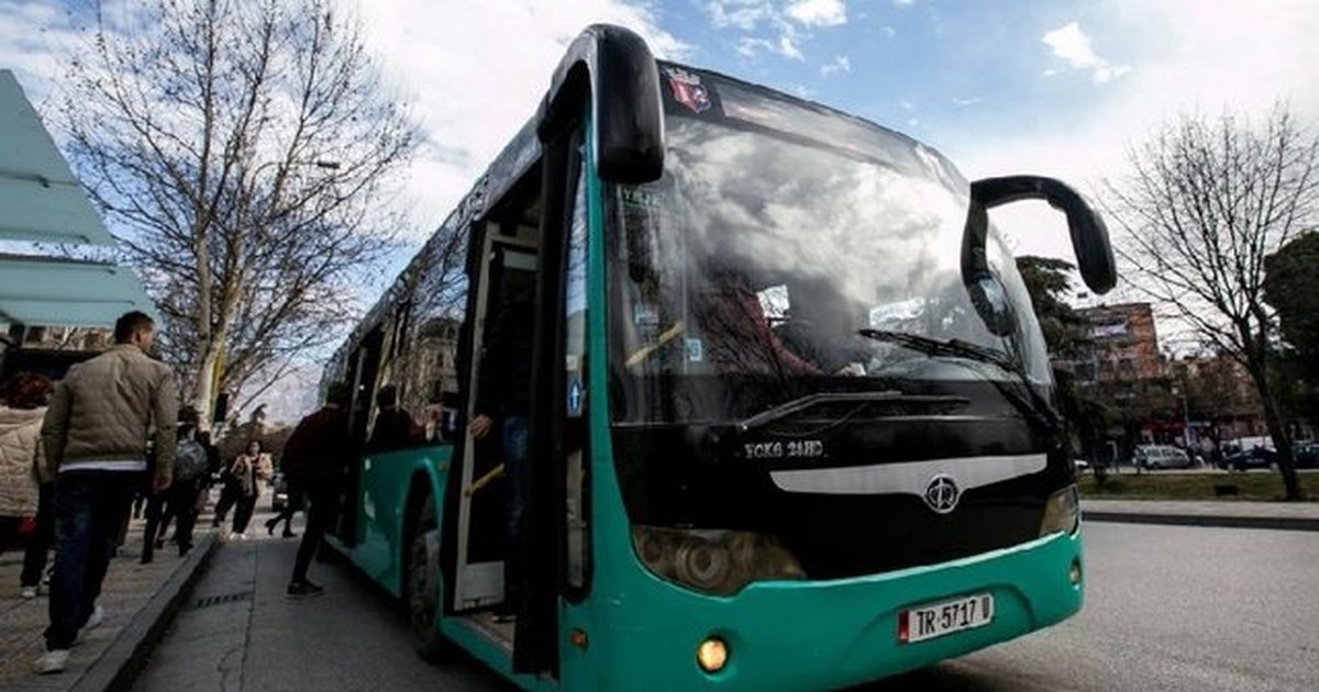Ngacmoi dy vajza në autobus  arrestohet maniaku 44 vjeçar në Tiranë