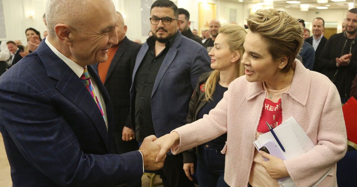  Ilirit i thanë se kisha të dashur   Monika Kryemadhi tregon për herë të parë detaje nga divorci me Metën  Kapën mesazhet 