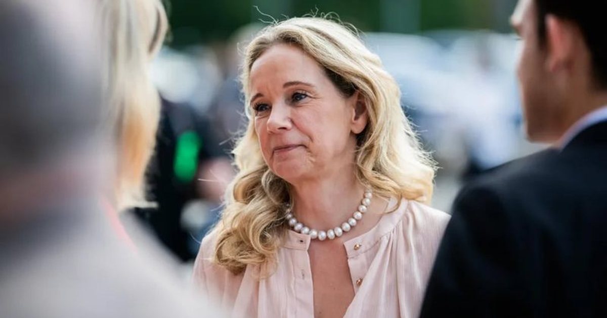 Shpërndau 2 6 mln euro gabim për të luftuar antisemitizmin  ministrja e Kulturës së Gjermanisë jep dorëheqjen