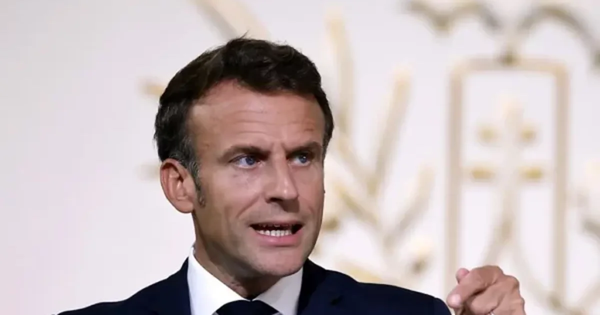 Macron kërkon rihapjen e Ngushticës së Hormuzit  Jemi viktima të gjeopolitikës 