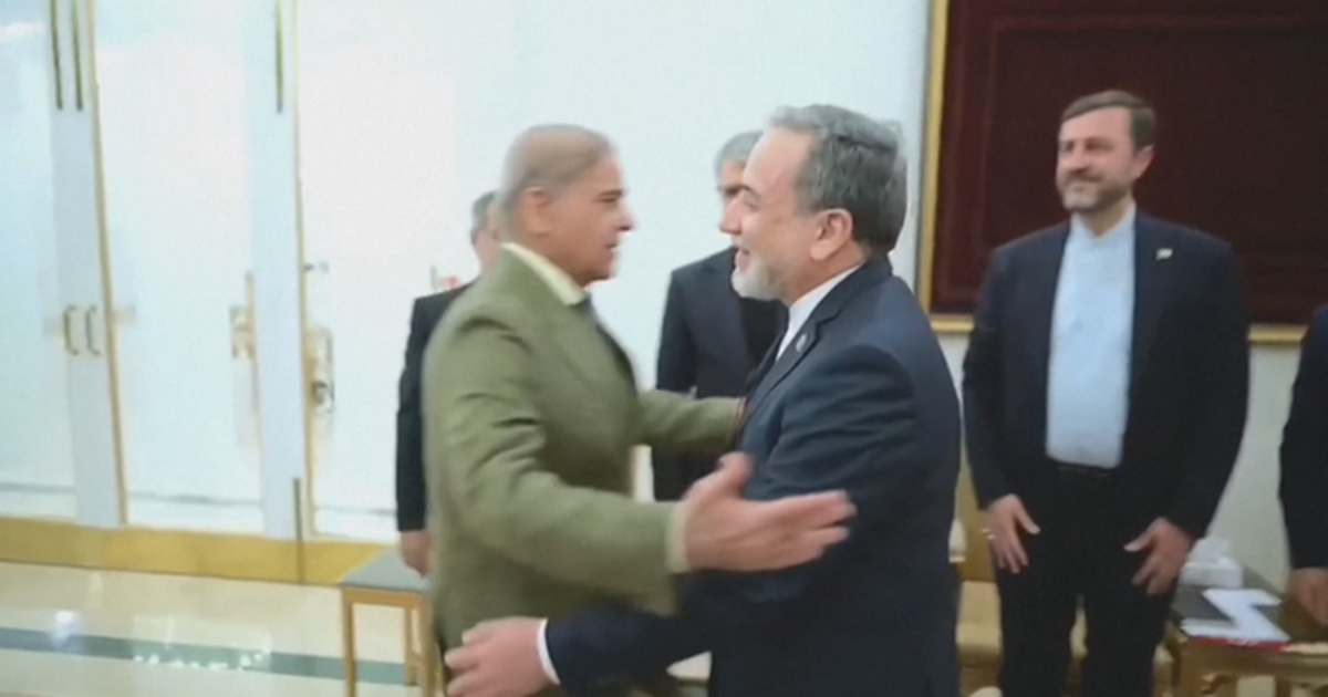  Në vend të 10 dritave ndizni vetëm 2   Irani në krizë  por vendos kushte për paqen me SHBA