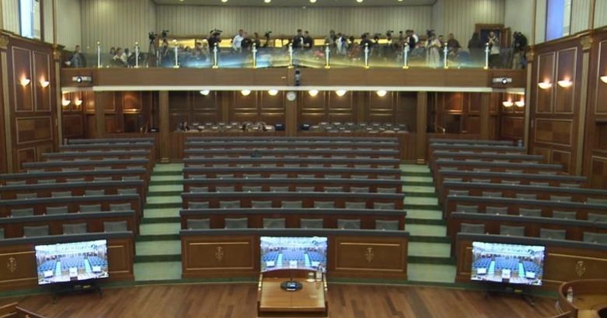 Nis seanca për presidentin në Kuvendin e Kosovës  Opozita refuzon pjesëmarrjen  Spektakël politik
