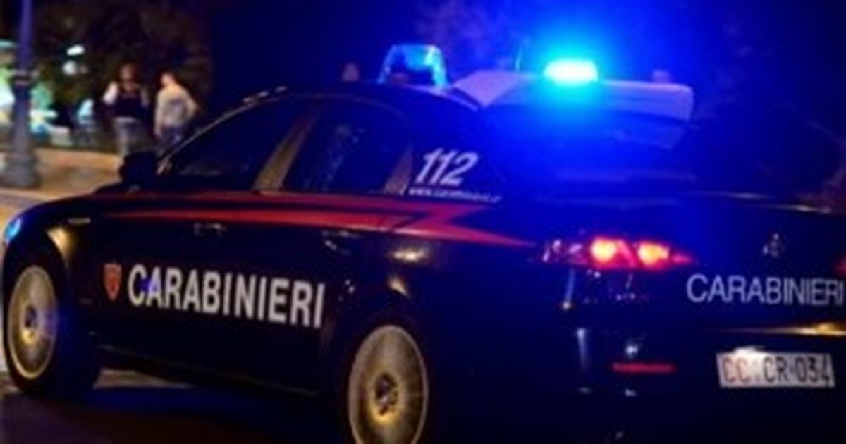 Italia e dëboi  shqiptari i skeduar për drogë dhe sulme hyn ilegalisht  I gjendet edhe një pistoletë