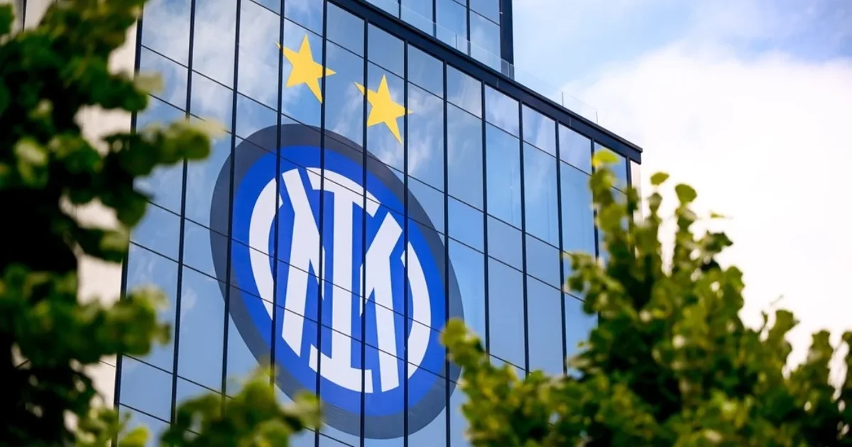 Skandali i arbitrave në Itali  Prokuroria e Milanos shpall të pafajshëm Interin  Nuk është pjesë e hetimit