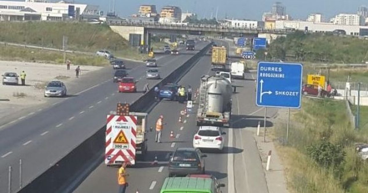 Hapet Tiranë Durrës  Çlirohet trafiku drejt kryeqytetit  pritet loti i dytë nga ARRSH
