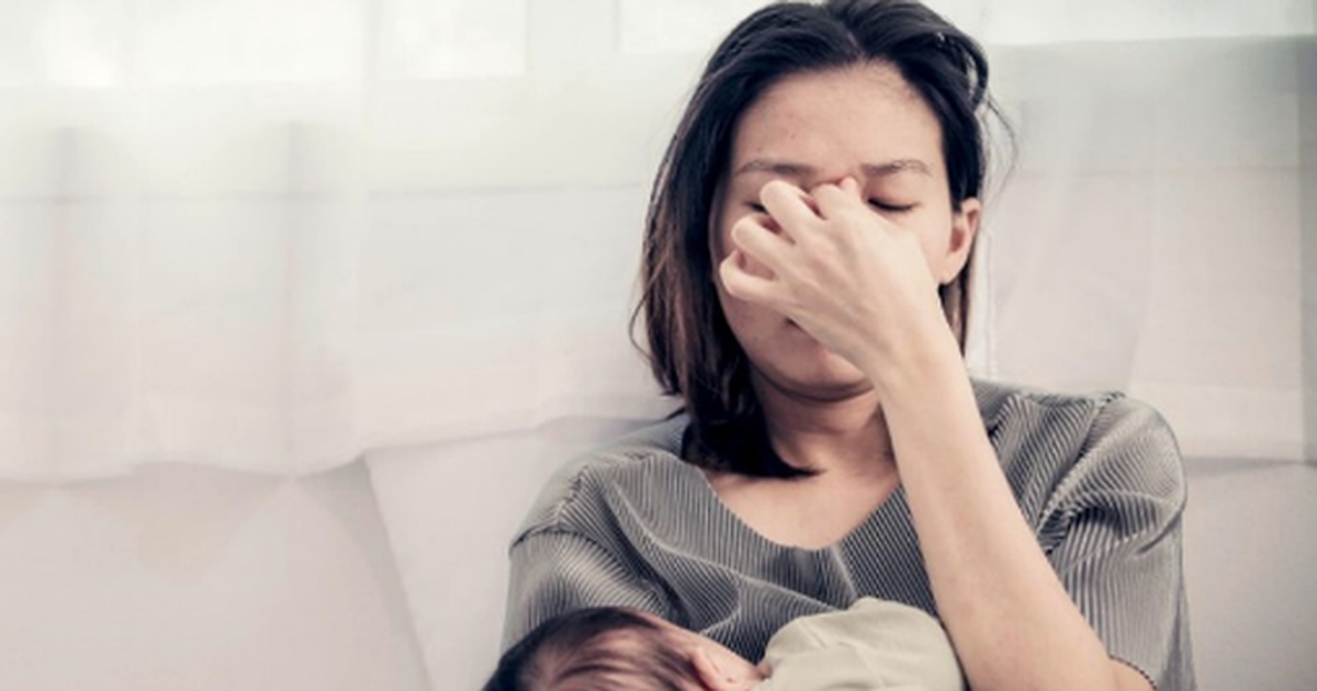 Depresioni pas lindjes  Gjendja që prek një në shtatë gra  çfarë këshillojnë specialistët