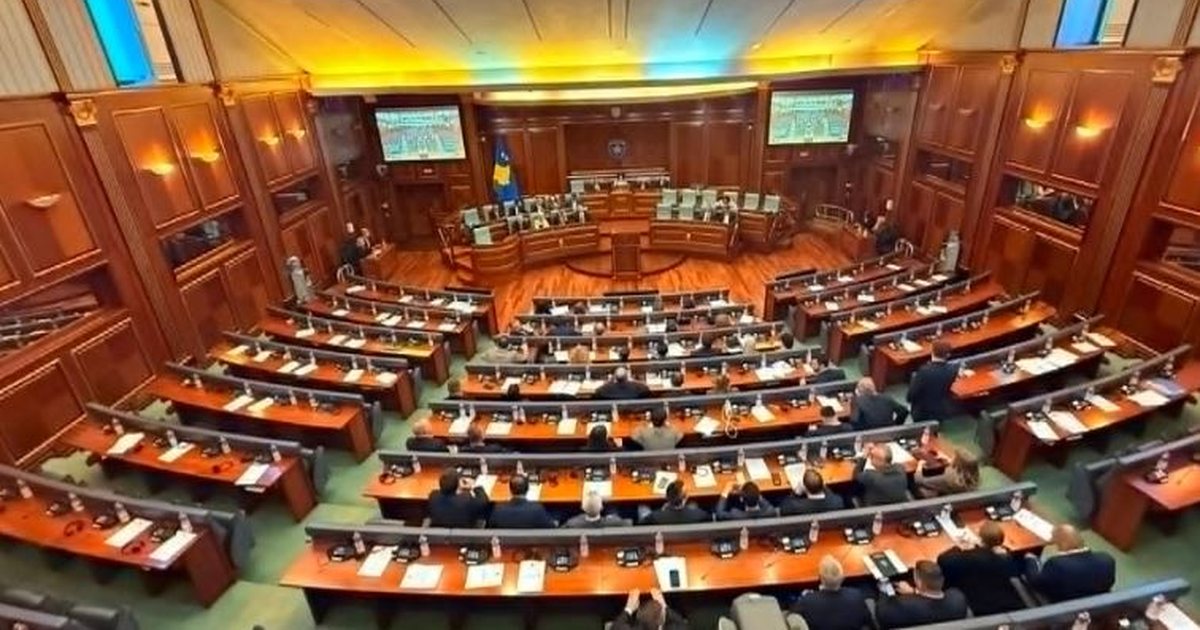 Kosovë  Përpjekjet e fundit për çështjen e presidentit  shtyhet sërish seanca në Kuvend