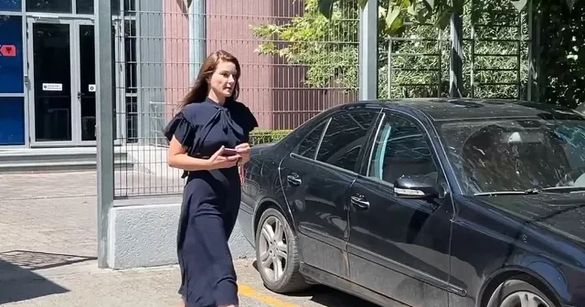 Ajola Xoxa kërkon shfuqizimin e vendimeve të gjykatave  Kushtetuesja kalon kërkesën për shqyrtim