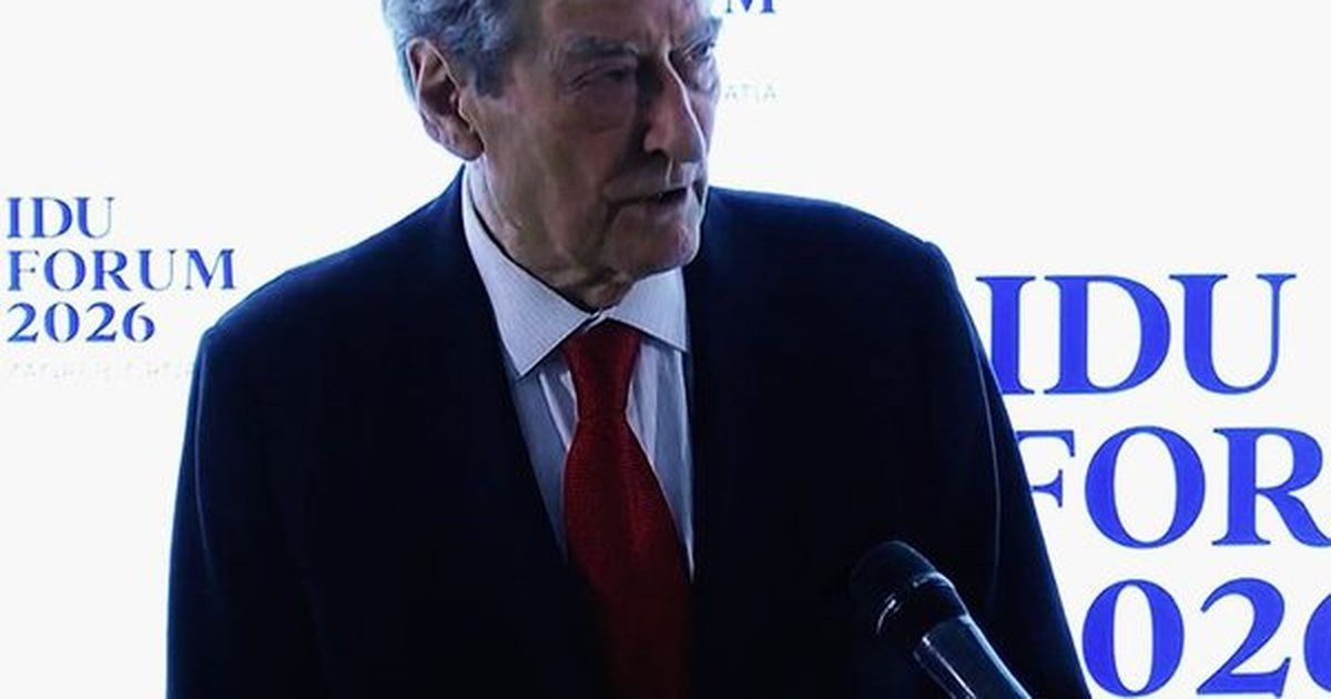 Berisha në forumin e IDU së në Zagreb  Opozita do çojë akuzat për  autokraci elektorale  e pengesat në integrimin e Shqipërisë në BE