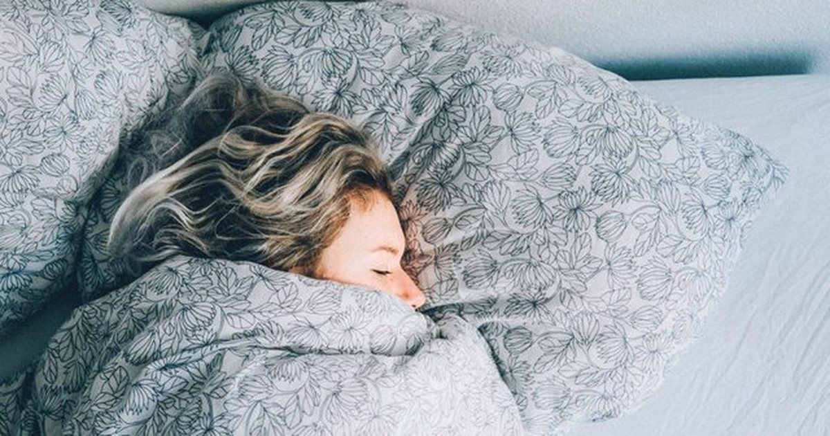 Si të përmirësoni shëndetin nëpërmjet pozicioneve të fjetjes