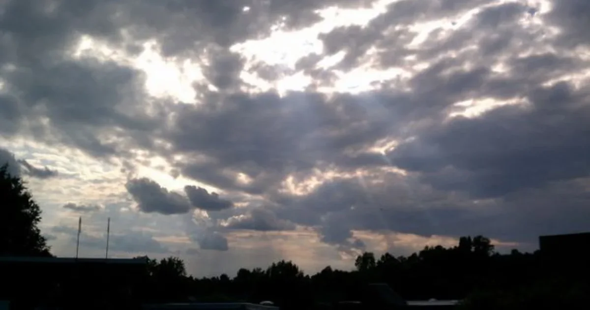 Reshje shiu dhe mot i paqëndrueshëm në të gjithë territorin  si paraqitet moti për sot