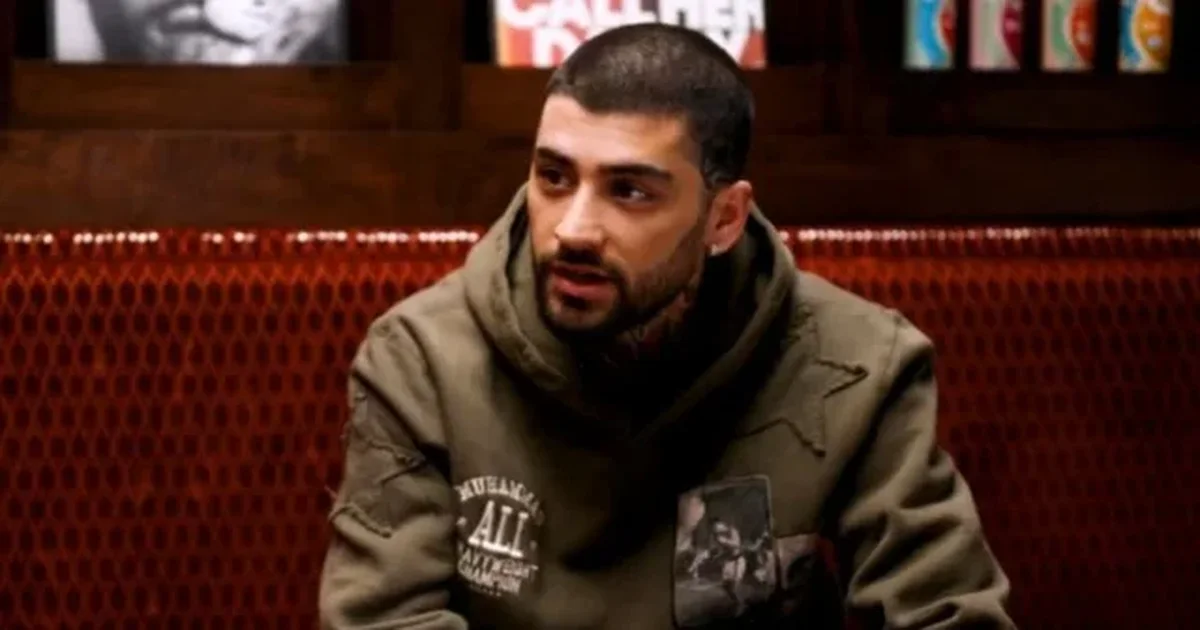 FOTO  Zayn Malik bën një njoftim  shkatërrues  për turneun  KONNAKOL 