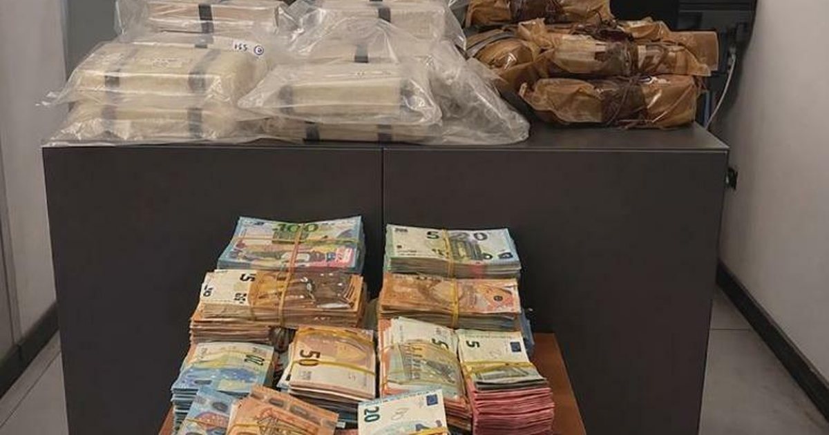 Goditet rrjeti i drogës në Itali  sekuestrohen 32 kg kokainë dhe 300 mijë euro  arrestohet 50 vjeçari shqiptar