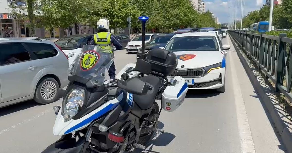 Aksident në Transballkanike  makina përplas të moshuarën te vijat e bardha