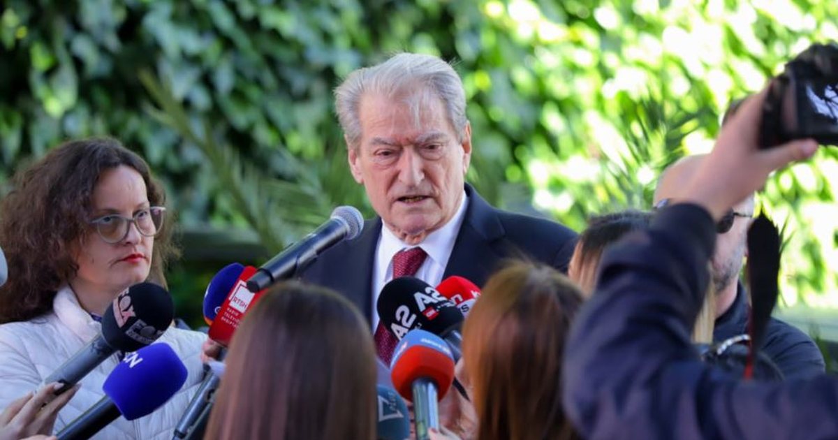 Berisha  Ndaj Altin Dumanit do ngrihet padi  Irena Gjoka ka marrë 3 pasaporta me mbiemra të ndryshëm  mos ndoshta i shiste 