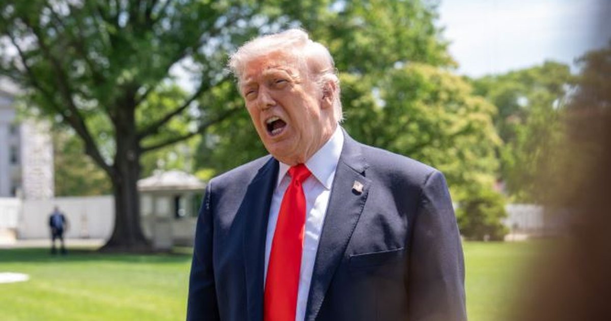 Trump akuzon Papa Leonin XIV se po rrezikon një numër të madh katolikësh