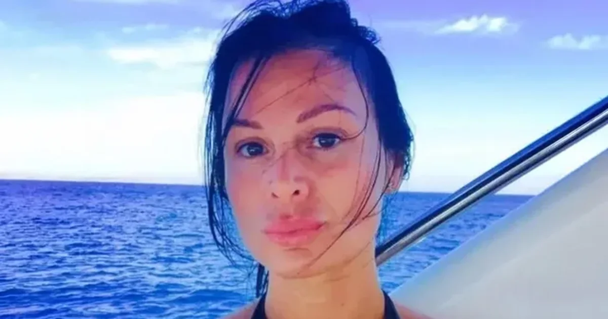 Akuzoi Epstein për skandalet  zhduket në mënyrë misterioze modelja e njohur