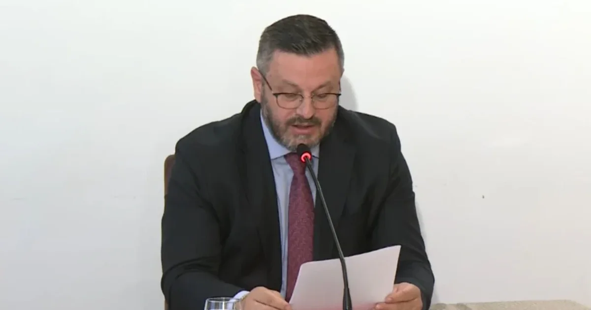  Kemi dyshime se gjyqtari mund të jetë nën presion   Avokati i kryebashkiakut Veliaj deklaratë për mediat  Po preket sistemi i së drejtës në Shqipëri