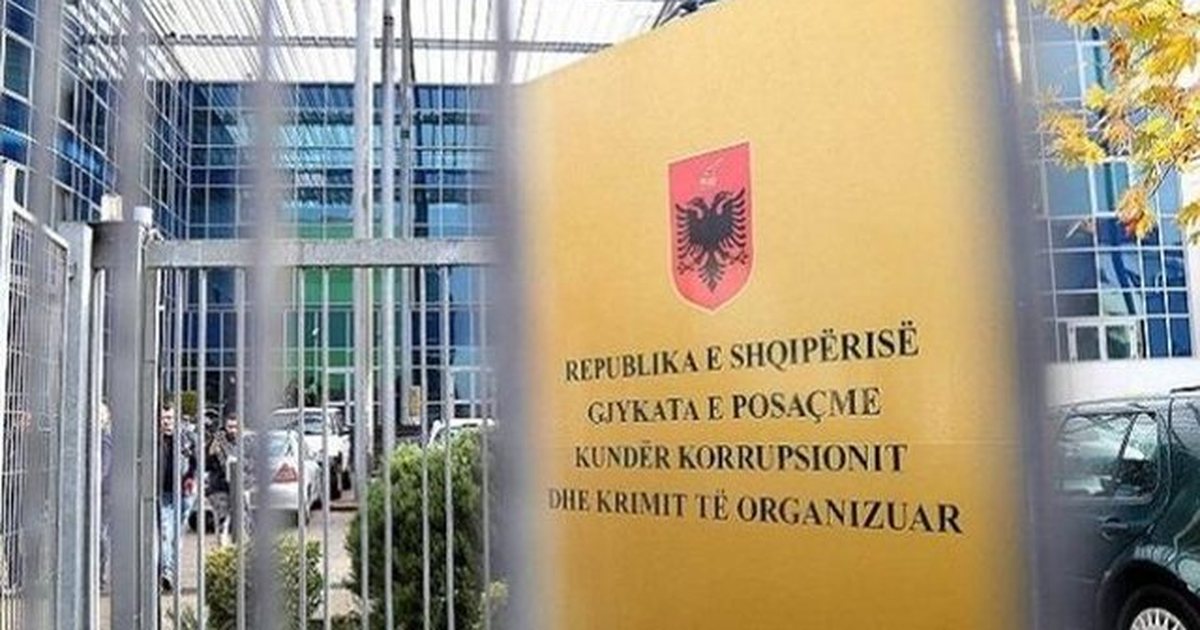 Dosja  Toyota Auris   GJKKO dënon avokaten Erida Lazimi për ndikim të paligjshëm