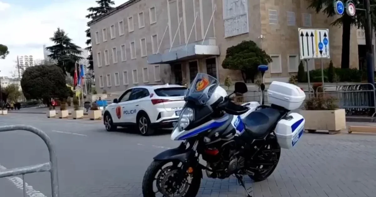 Protesta e opozitës para Kryeministrisë  Policia merr masat  ja rrugët ku do të bllokohet lëvizja