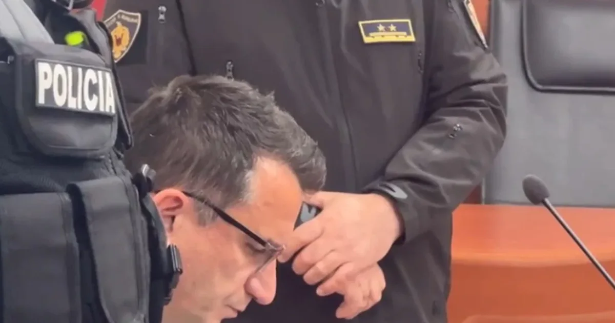  Unë mund të survejohem e arrestohem  por nuk lejohem t i drejtohem gjykatës   Veliaj në seancën kundër Ols Dados  Po konsiderohem rrezik për drejtësinë