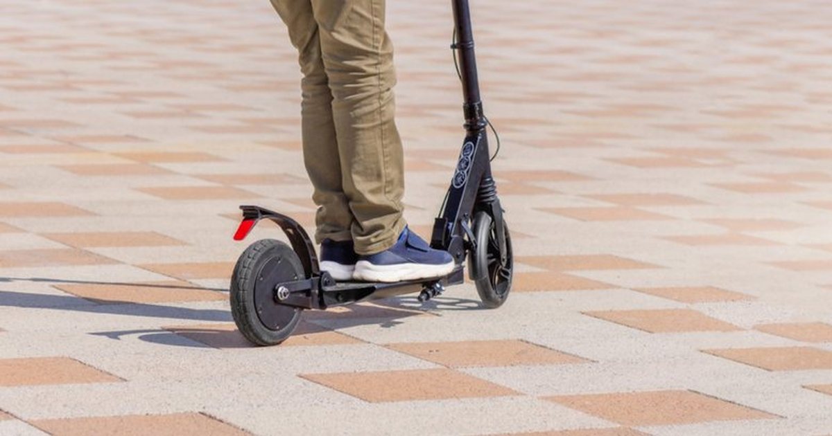 Greqi   Ndalim i plotë i patinave elektrike nën 18 vjeç  sigurim i detyrueshëm për ato me qira