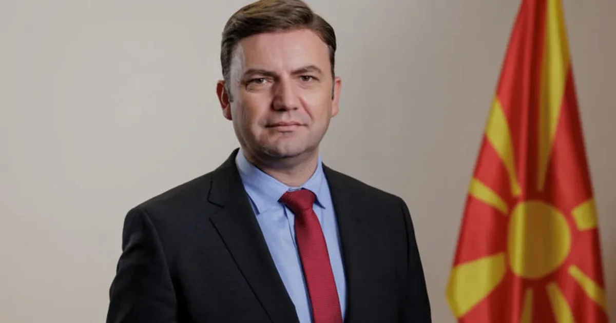 Himni shqiptar u  harrua  gjatë kongresit të VLEN  ish ministri Osmani  E ndaluan gjuhën shqipe  nënçmuan vullnetin e popullit