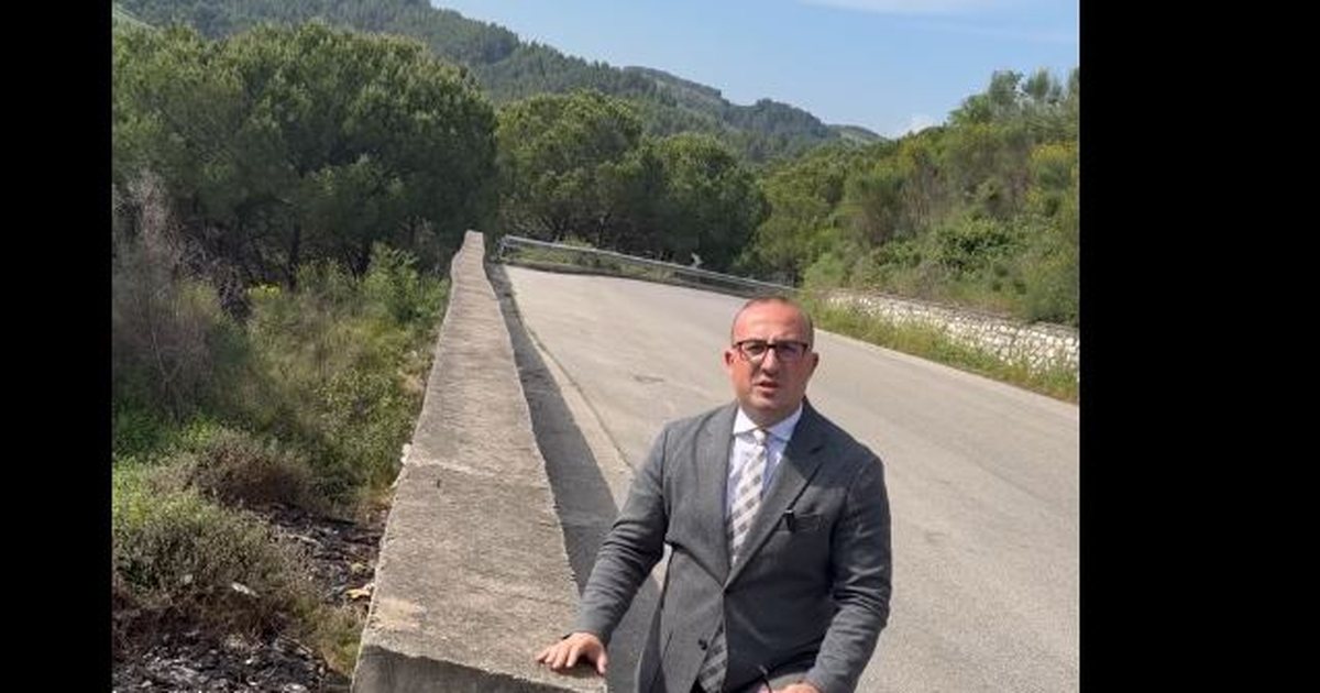  Krim mjedisor    Mbetjet në Hysgjokaj digjen pas denoncimit të Korreshit  reagon deputeti  Lushnjarët po helmohen 
