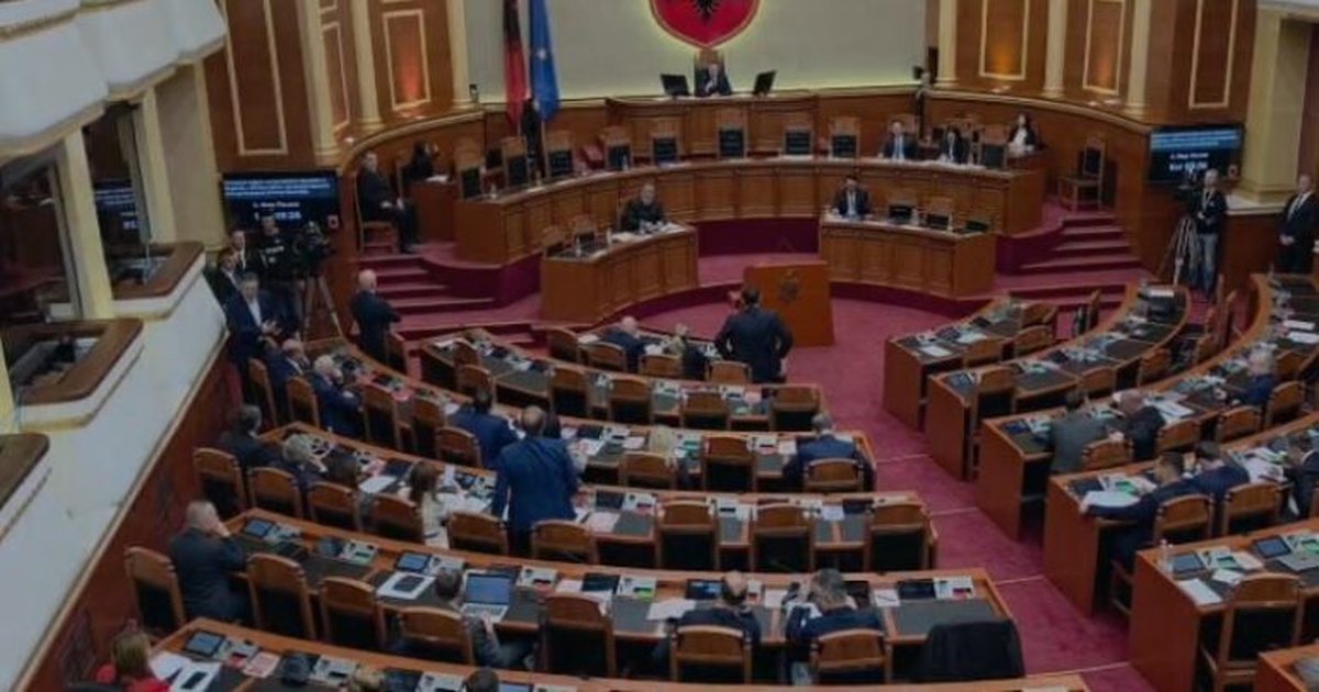 Të enjten seancë plenare  Nga progres raporti i KE te interpelanca me kryeministrin Edi Rama  çfarë pritet në Parlament