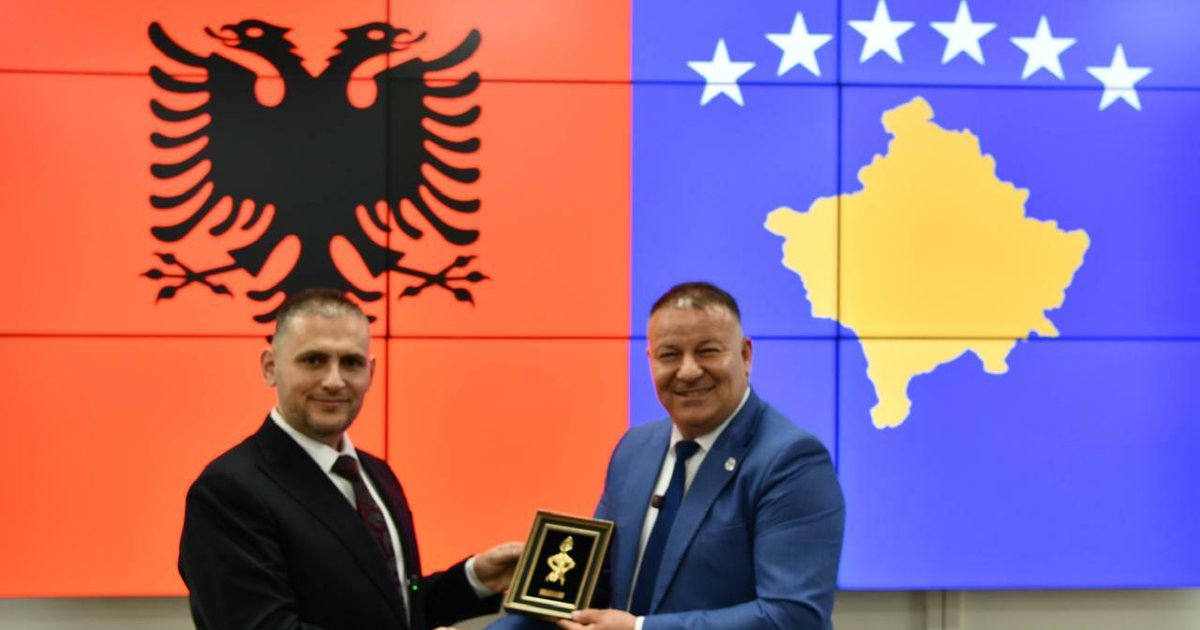 Skender Hita vizitë zyrtare në Kosovë  Thellohet bashkëpunimi mes dy policive në luftën kundër krimit