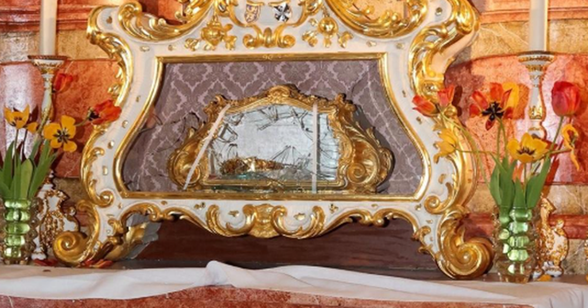 E pazakontë  Një burrë vjedh kafkën 800 vjeçare të një shenjtoreje