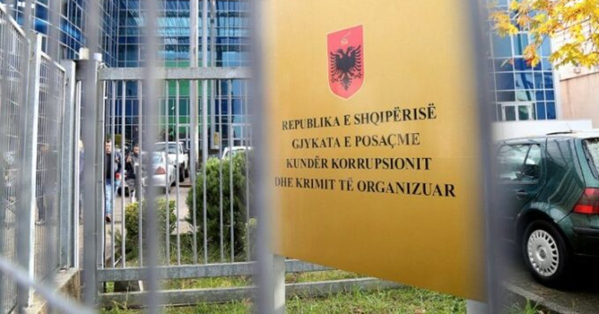 Ambasadori i BE vizitë në GJKKO  Gonzato takim me kreun e gjykatës Erion Bani