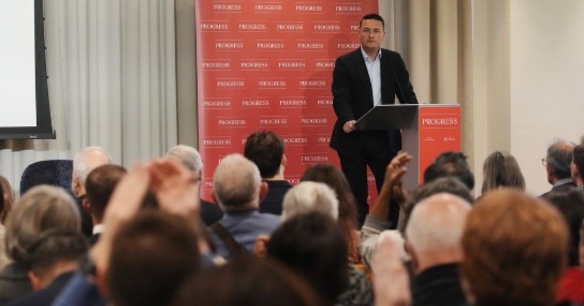  Goditje pas shpine  për Starmer  Pasi dha dorëheqjen  ish ministri njofton kandidimin për kreun e Partisë Laburiste
