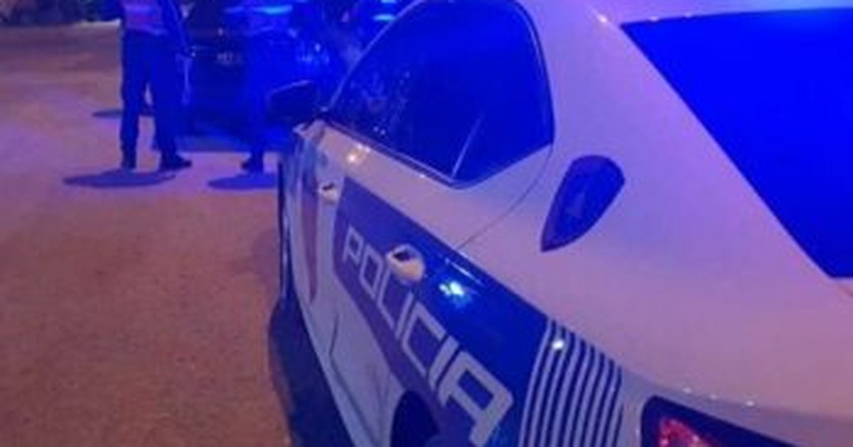 Durrës  Shoferi i dehur nuk i ndalon Policisë në zonën e ish Kënetës  gjatë ndjekjes përplas automjetin e  Bluve  