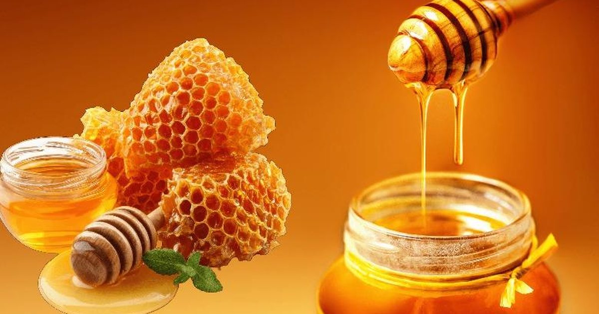Arsyet përse duhet të hani një lugë mjaltë përpara gjumit